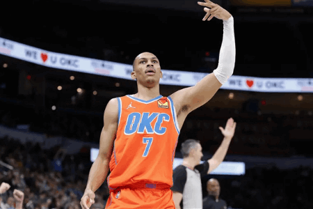 雷霆记者：贝兹利右膝胫骨平台非移位性骨折，赛季报销