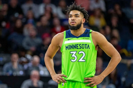 NBA历史上的今天：唐斯56分擒鹰 乔丹科比均50+