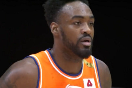 出奇精选：CBA 上海VS深圳 两将伤势无碍，助上海复仇深圳？