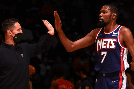 出奇精选：NBA 步行者vs篮网 篮网力保东部第七