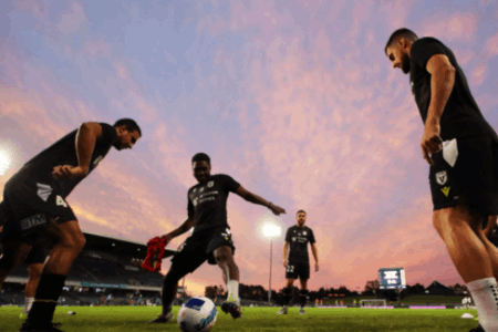 出奇精选：澳超 4-15 17:45 麦克阿瑟FCvs布里斯班狮吼