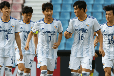 亚冠战报：广州队0-5蔚山现代遭4连败零进球失21球