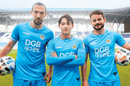 出奇精选：亚冠杯 04-24 19:00 全南天龙vs墨尔本城