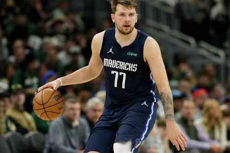 出奇精选：NBA 独行侠vs太阳 东契奇孤立无援，能否扳平比分？