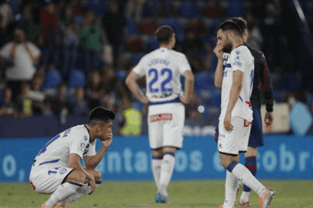 客场惨遭莱万特3-1逆转，阿拉维斯提前一轮降级