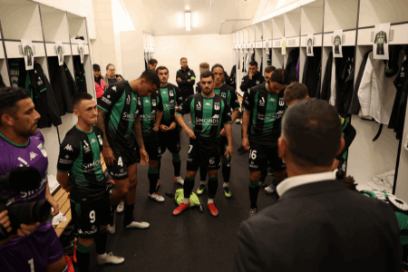 周二竞足001 澳超精选 17:05 西部联vs墨尔本胜利