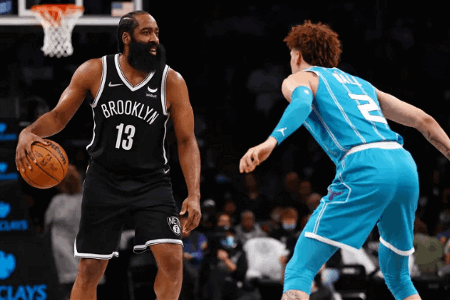 篮网决定将哈登交易中获得的76人首轮签顺延至明年