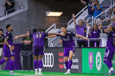 竞足周五0﻿0﻿1﻿ ﻿美职联精选 ﻿07:30 辛辛那提vs奥兰多城