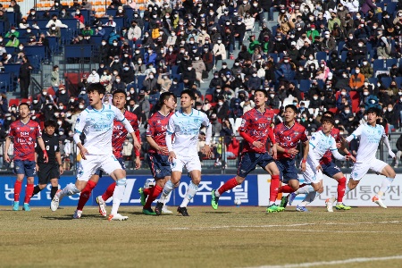 竞足周日015 韩K联精选 ﻿18:00 浦项制铁vs金泉尚武