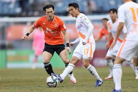 竞足周日016 韩K联精选 ﻿18:30 江原FCvs济州联队