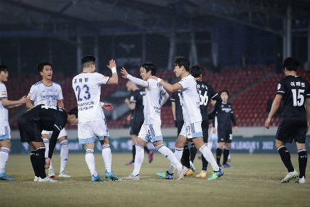 竞足周日009 ﻿韩K联精选 ﻿17:00 蔚山现代vs城南FC