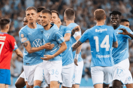 竞足周五001 瑞典超精选 ﻿01:00 松兹瓦尔vs马尔默