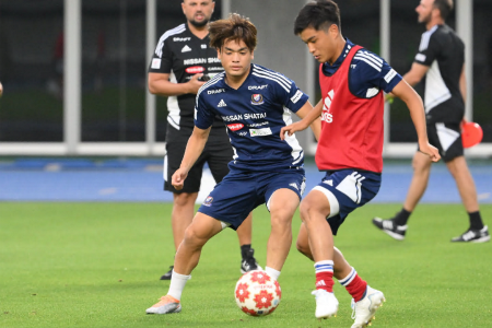 竞足周三005 日职联解读：横滨水手VS广岛三箭