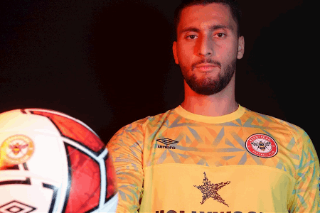 官方：布伦特福德免签斯特拉科沙，阿尔巴尼亚国门签约4年