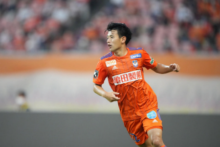 竞足周六003 日职乙精选 17:00 新泻天鹅vs冈山绿雉