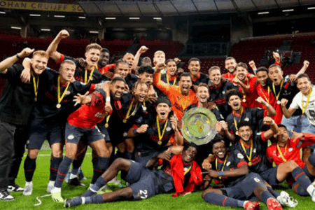 荷兰超级杯战报：埃因霍温5-3阿贾克斯完成卫冕