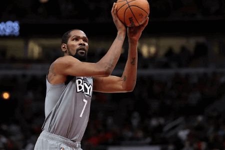 Lowe：篮网没有放弃让杜兰特撤回交易请求的想法