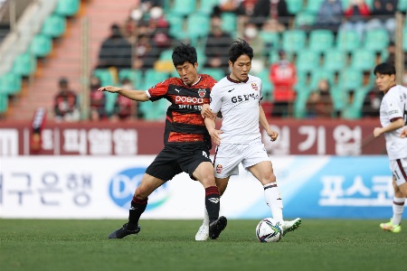 竞足周二003 韩K联精选 ﻿19:00 蔚山现代vs首尔FC