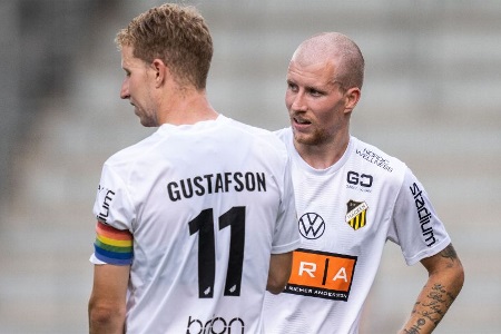 竞足周一002 瑞典超精选 01:00 赫根vs赫尔辛堡