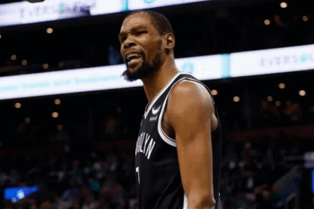 做出选择！蔡崇信发推：我支持管理层和教练组