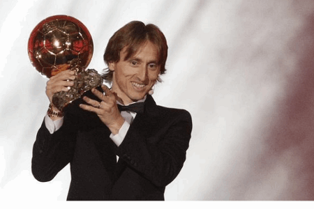 西媒：弗洛伦蒂诺希望魔笛退役后留在皇马，担任体育总监