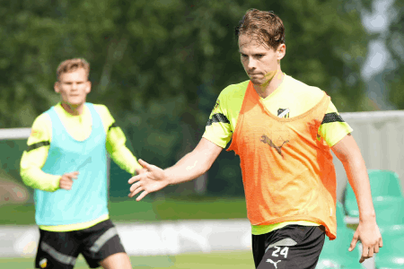 竞足周日014 瑞典超 21:00 赫根VS迪格弗斯