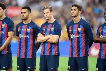 曝巴萨本轮西甲将轮换：费兰法蒂首发 布斯克茨休息