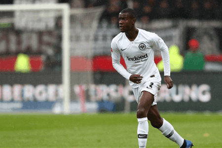 斯基拉：法兰克福中卫恩迪卡可能冬窗离队，尤文、罗马等队有意