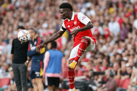 邮报：阿森纳提出约20万镑周薪续约萨卡 切尔西在关注马丁内利