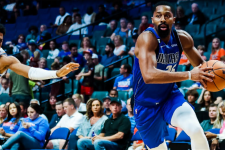 NBA季前赛-伍德16+13 基迪13+4断 独行侠险胜雷霆