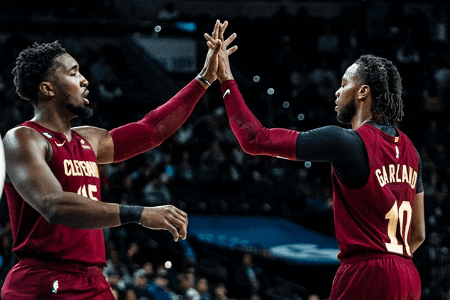 NBA季前赛-马克西21分 米切尔16+5 76人险胜骑士