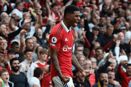 拉什福德数据：替补出战半场2球1助造逆转，评分9.3全场最高