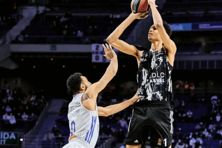 NBA新赛季30队巡礼之圣安东尼奥马刺：送走头号球星，俯冲直奔文班亚马