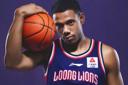 媒体人：祝铭震在此前季前赛中受伤，预计伤缺两周