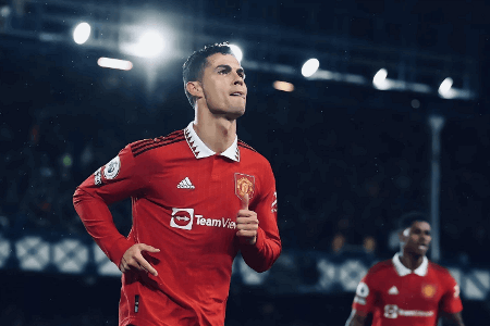 C罗数据：7次射门2次射正，错失1次重大机会，1次关键传球