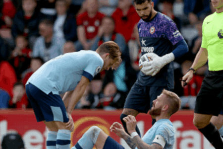 英超情报：布伦特福德主力后卫长期伤病，蓝军小范围轮换