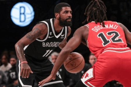 欧文状态低迷全场12中2仅得到4分6板7助