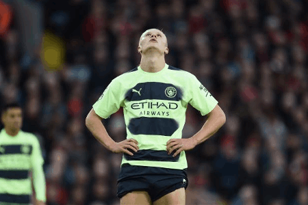 哈兰德本场数据：替补出场26分钟，打进绝杀进球，获评7.2分