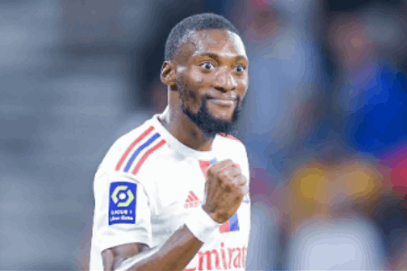 法甲情报：里昂前场大将缺阵，尼斯头号射手伤缺