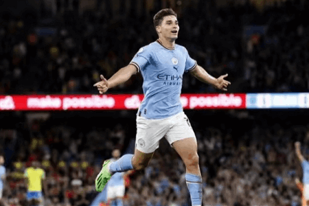 英超情报：曼城左后卫复出，布伦特福德二将出战成疑