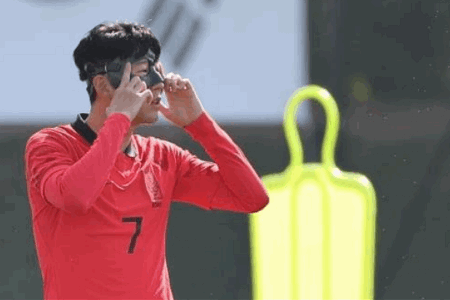 韩国足协：孙兴慜佩戴面罩已得到FIFA许可 但面罩上不能有号码
