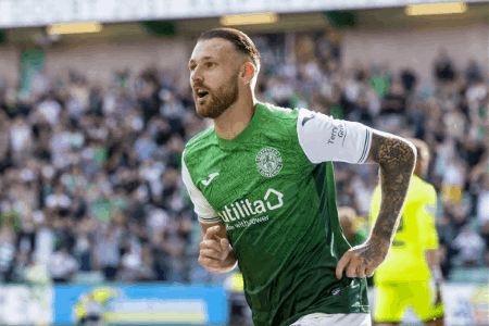 澳大利亚足协官方：右边锋博伊尔伤退，21岁蒂利奥入替