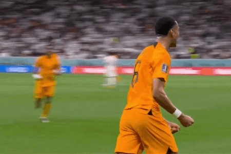 加克波连续3场破门！荷兰1-0领先卡塔尔