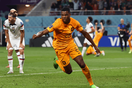 邓弗里斯谈单场造3球：最重要的是胜利，很好高兴能帮助球队