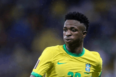 维尼修斯：对阵克罗地亚将会非常艰苦，会让卡塞米罗去限制魔笛