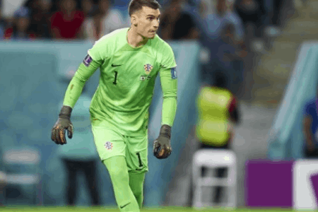 世界杯情报：克罗地亚体能堪忧，巴西大腿复出状态出色