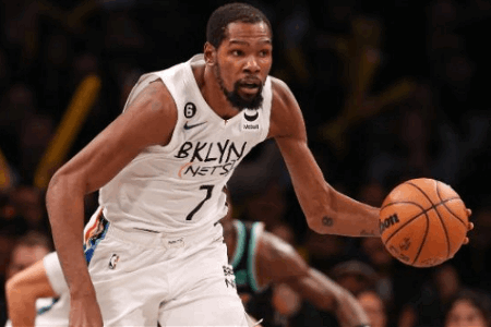 杜兰特生涯424场砍下30+ 与杰里-韦斯特并列NBA历史第7位