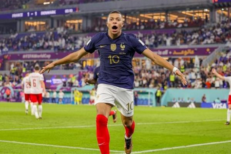 姆巴佩双响3分钟2球！法国2-2阿根廷