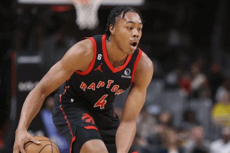 队记批评巴恩斯休赛期不努力，任何方面都没进步