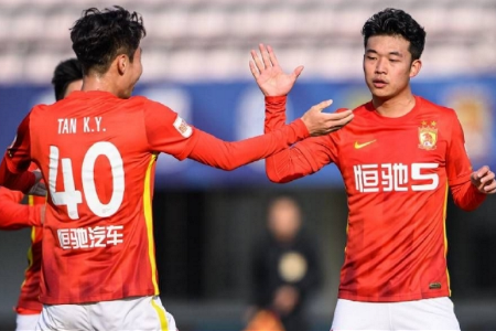 中超-广州队1-4亚泰提前一轮降级 中超八冠王降级进入中甲